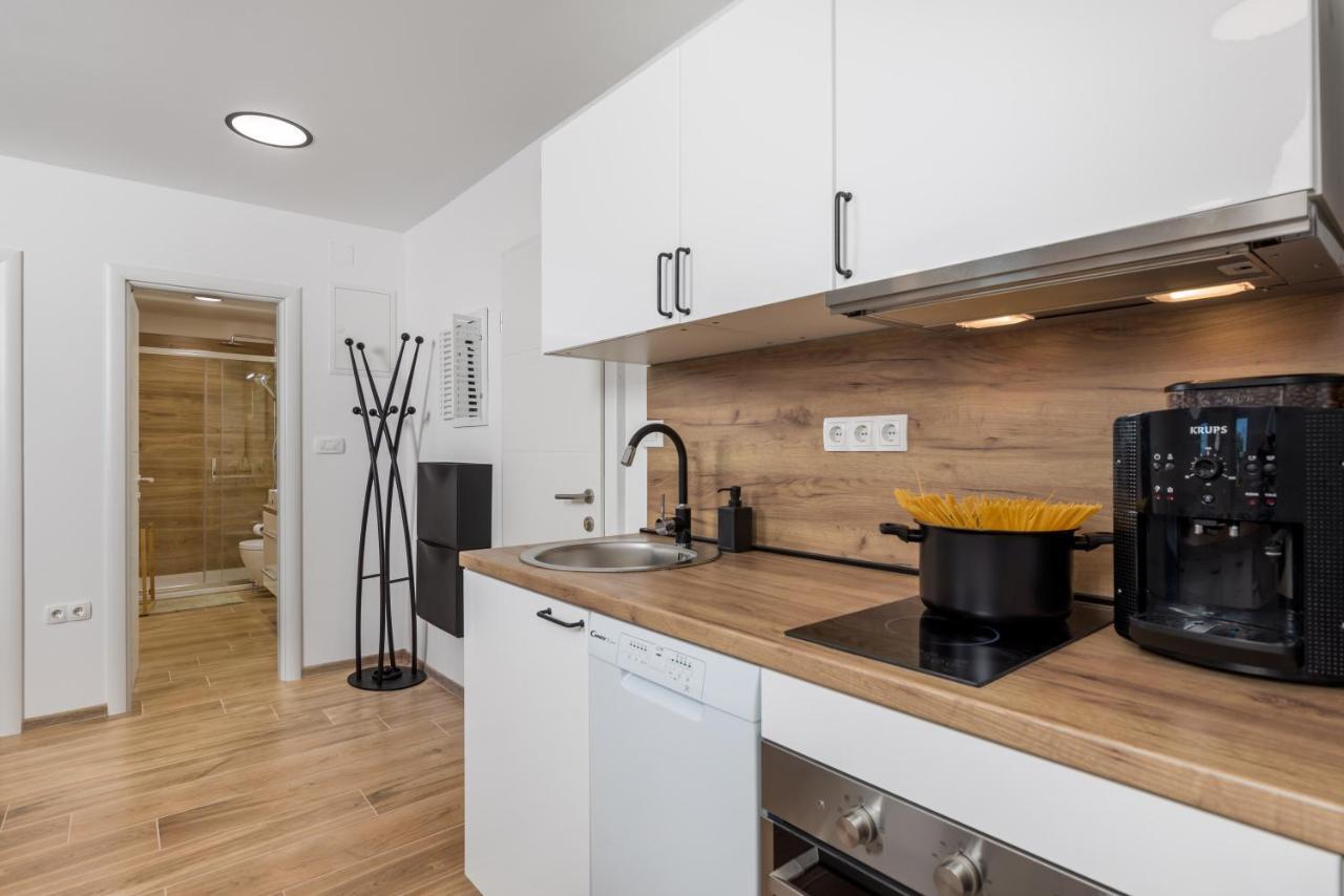 Apartment City Peace ริเยกา ภายนอก รูปภาพ